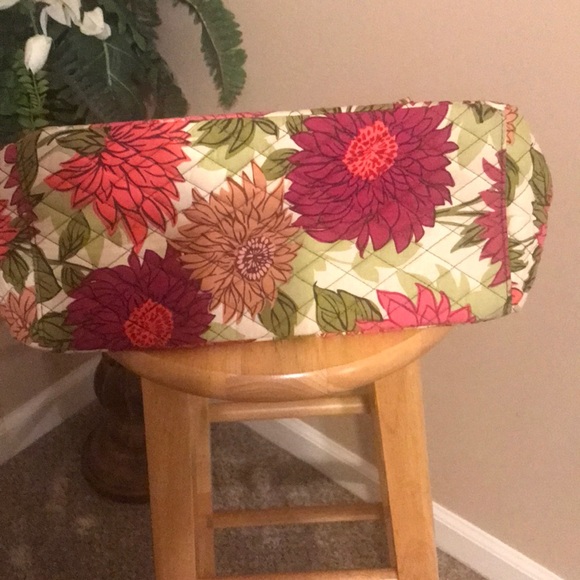 Vera Bradley Shoulder Bag & 1 Beautiful Wallets - Picture 3 of 6